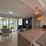 Serena Del Mar Apartment